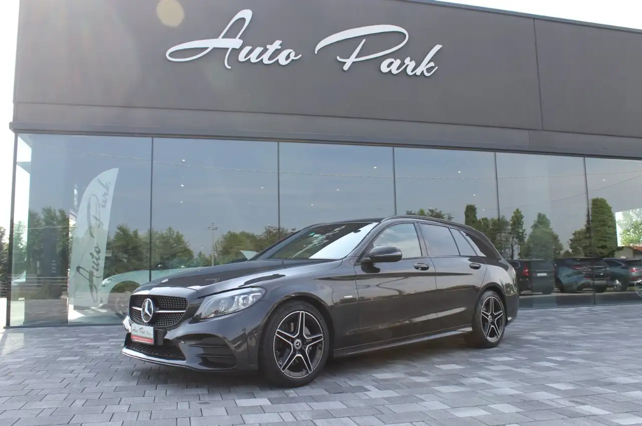 Mercedes-Benz C 220 D Premium 9G-Tronic Station Wagon — photo 1 of 17