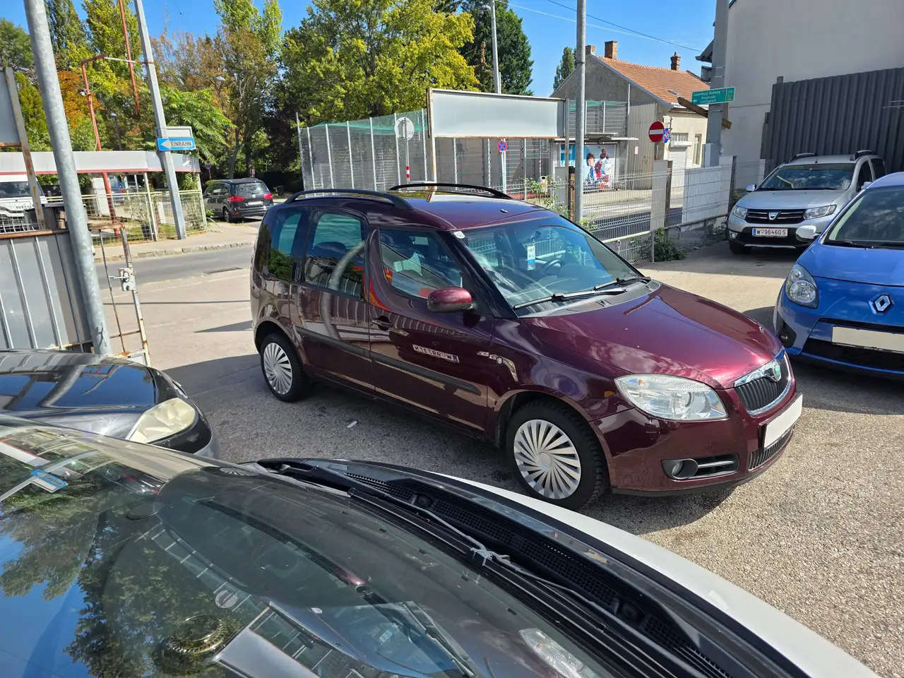 Skoda Roomster 1.9 TDI DPF FREE*NAVI*TEMPOMAT*GW GARANTIE — photo 1 of 17