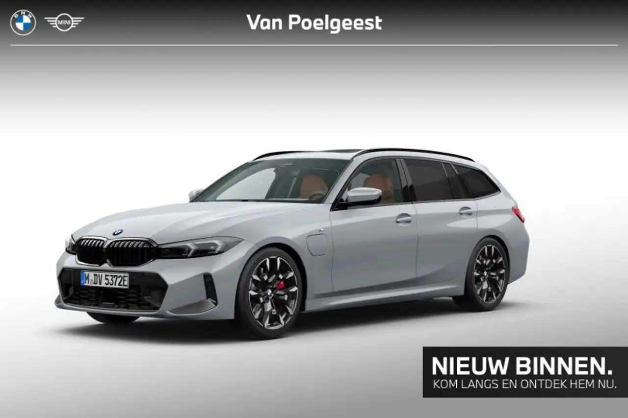 BMW 330 3 Serie Touring 330e Innovation Pack M Sportpakket — photo 1 of 5
