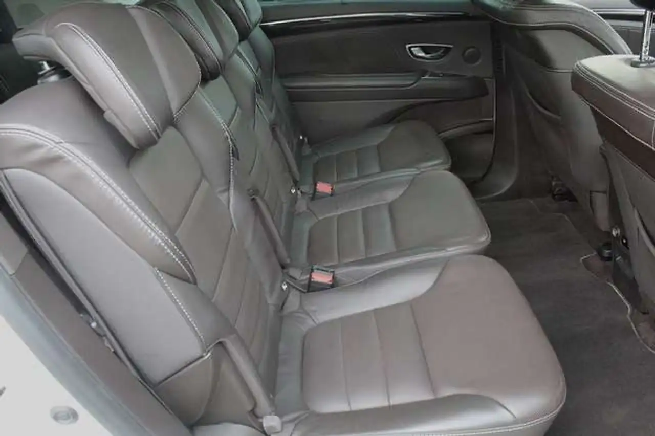 Renault Espace Initiale Paris Energy dCi 160 EDC — photo 1 of 13