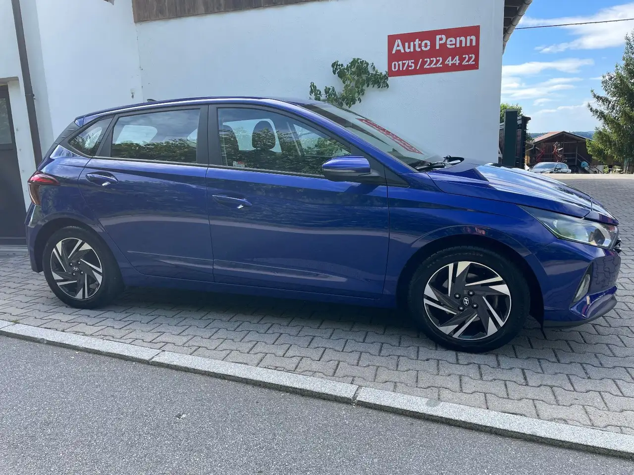 Hyundai i20 km 32753 Sitzheizung Kamera — photo 1 of 23