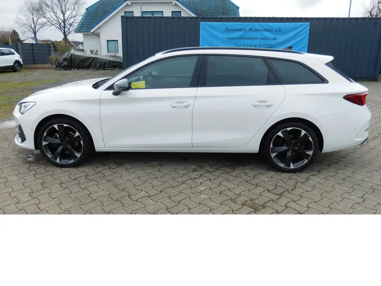 CUPRA Leon Leon 1.5 Kombi TSI BMT Navi Klima — photo 1 of 24
