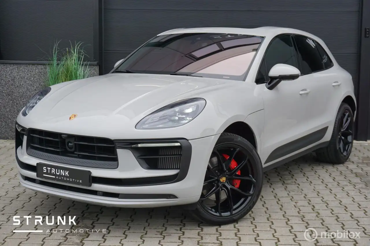 Porsche Macan 2.9 S Panorama BOSE Luchtvering SportChrono — photo 1 of 40