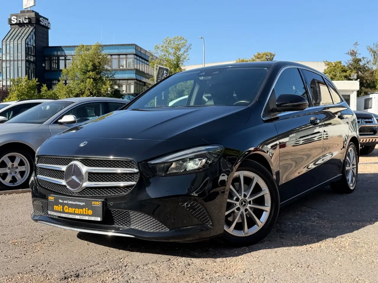 Mercedes-Benz B 180 B B 180 d — photo 1 of 27