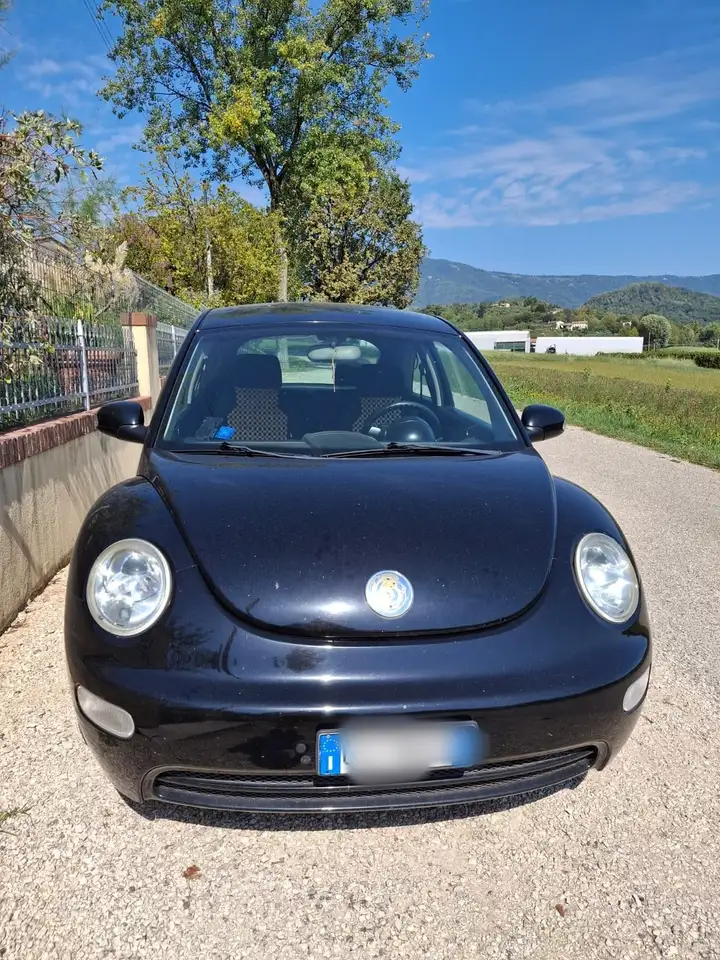 Volkswagen New Beetle 1.9 101cv — photo 1 of 7