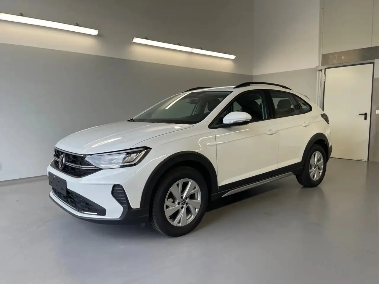 Volkswagen Taigo Trend 1.0 TSI DSG 85 kW-116CV DSG7- Camera - Leds — photo 1 of 16