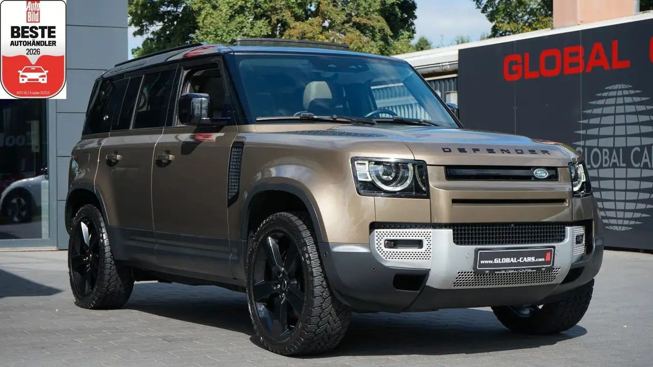 Land Rover Defender DEFENDER 110 D300 S*PANO*HUD*22"ALU*VIRTUAL* — photo 1 of 40