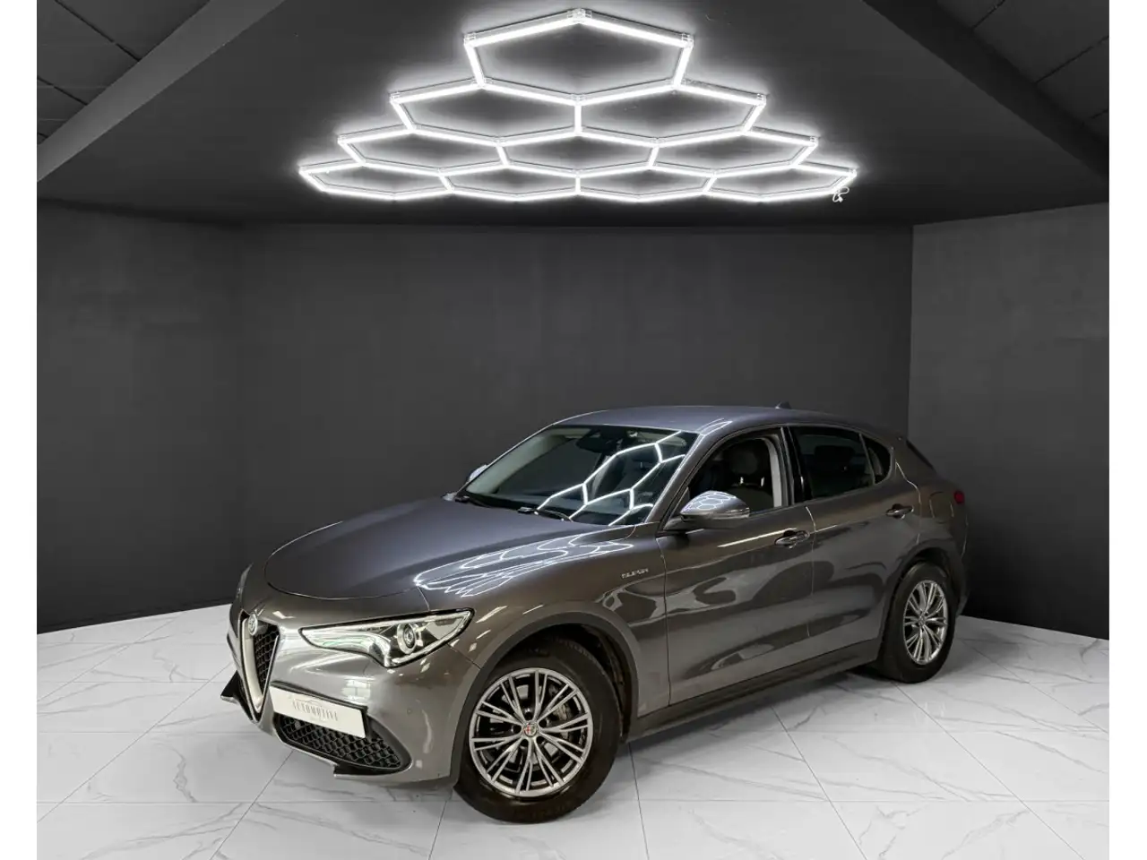Alfa Romeo Stelvio 2.2 Diesel 160 ch — photo 1 of 15