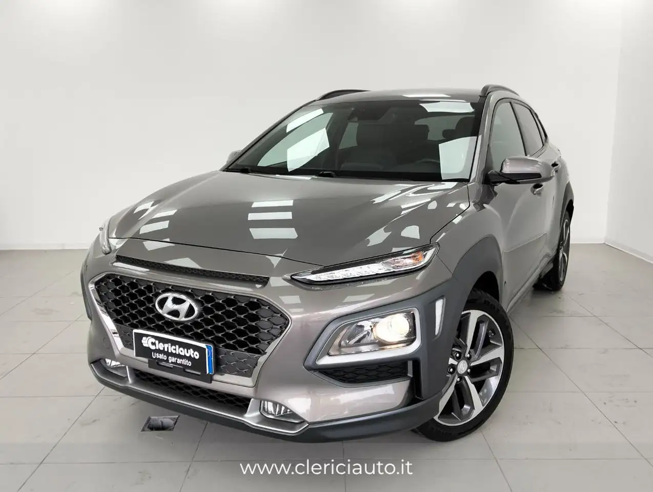 Hyundai KONA 1.0 T-GDI Xpossible — photo 1 of 11