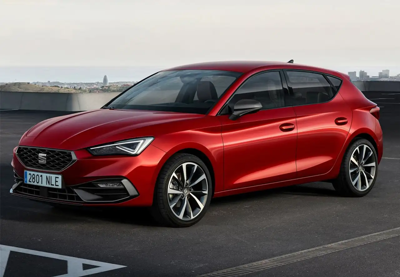 SEAT Leon ST 1.4 TSI e-Hybrid S&S Xcellence DSG-6 204 — photo 1 of 40