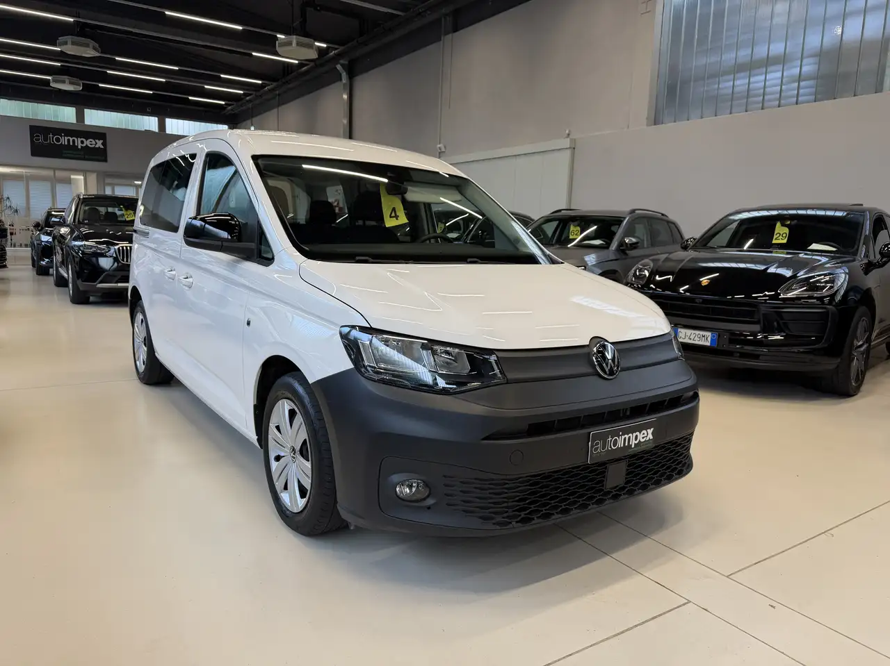 Volkswagen Caddy 2.0 TDI 4 MOTION 5 POSTI+IVA — photo 1 of 10