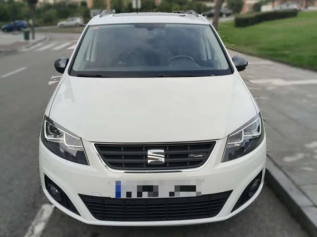 SEAT Alhambra 2.0 TDI 150 CV Ecomotive S/S Style — photo 1 of 18