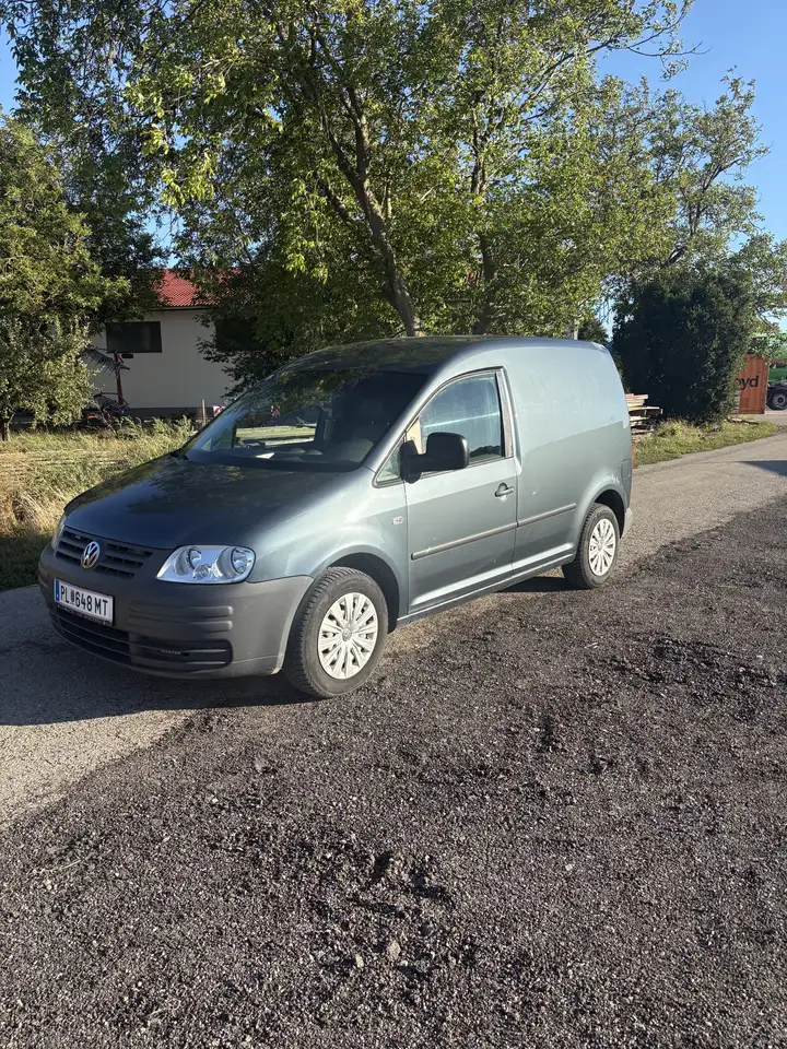 Volkswagen Caddy Kombi 1,9 TDI — photo 1 of 14
