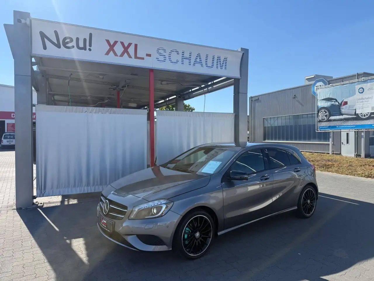 Mercedes-Benz A 200 A A 200 BlueEfficiency — photo 1 of 11