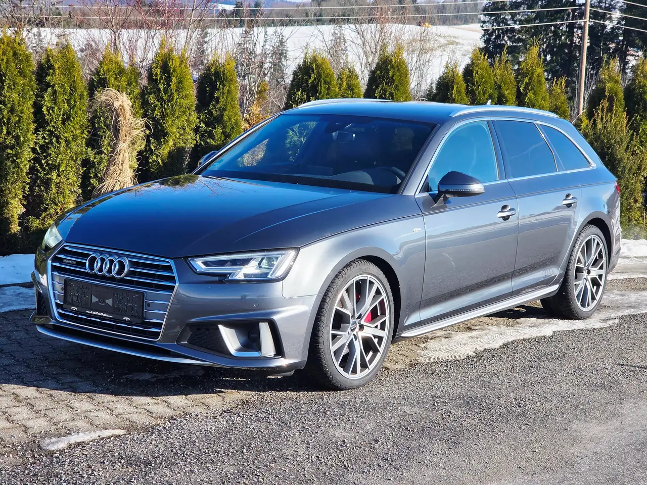 Audi A4 40 TDI quattro sport Competition, Carbon, BuO — photo 1 of 40