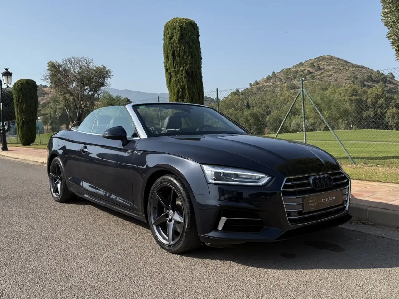 Audi A5 Cabrio 2.0TDI S line edition 150 — photo 1 of 15