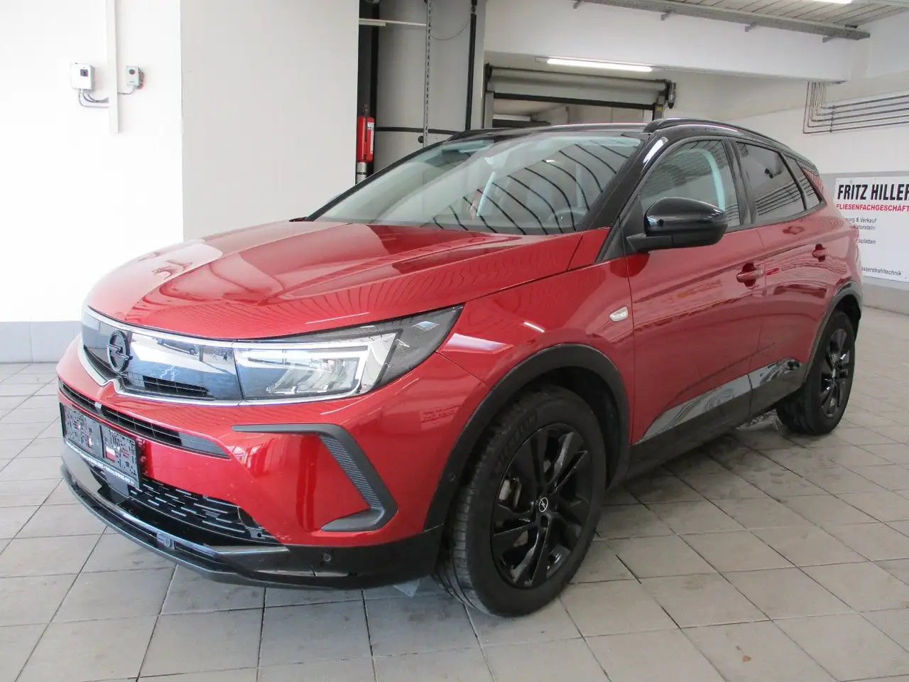 Opel Grandland X GS Line*NAVI*ALCANTARA*KAMERA — photo 1 of 18