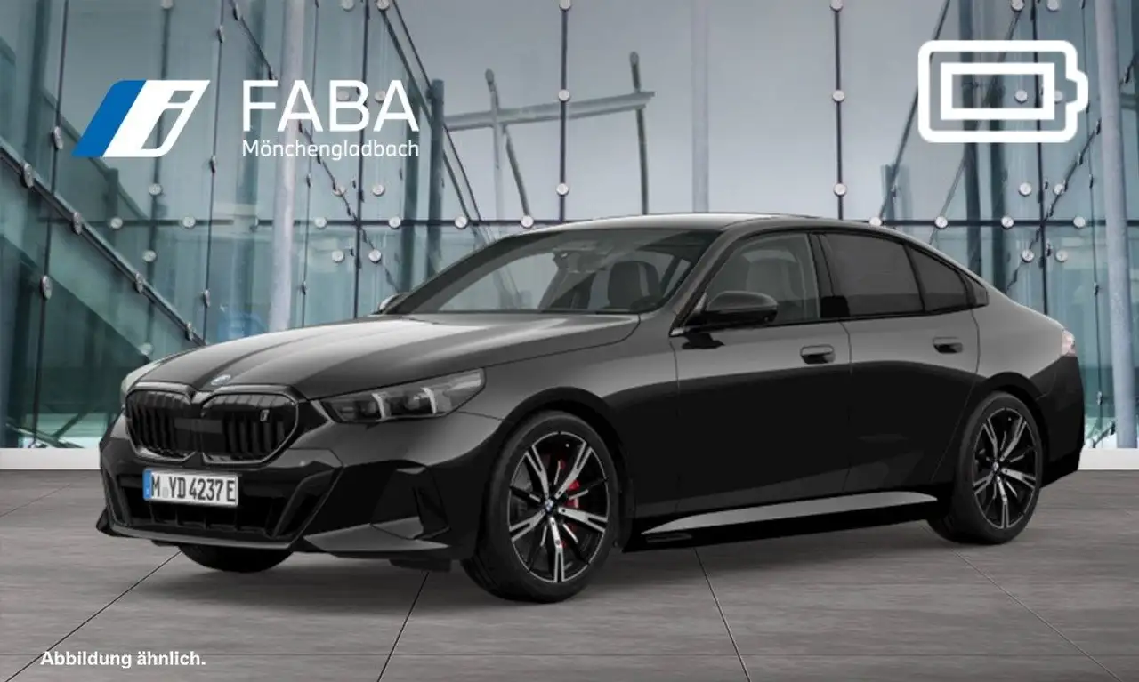 BMW i5 eDrive40 Limousine M Sportpaket HK HiFi DAB — photo 1 of 10