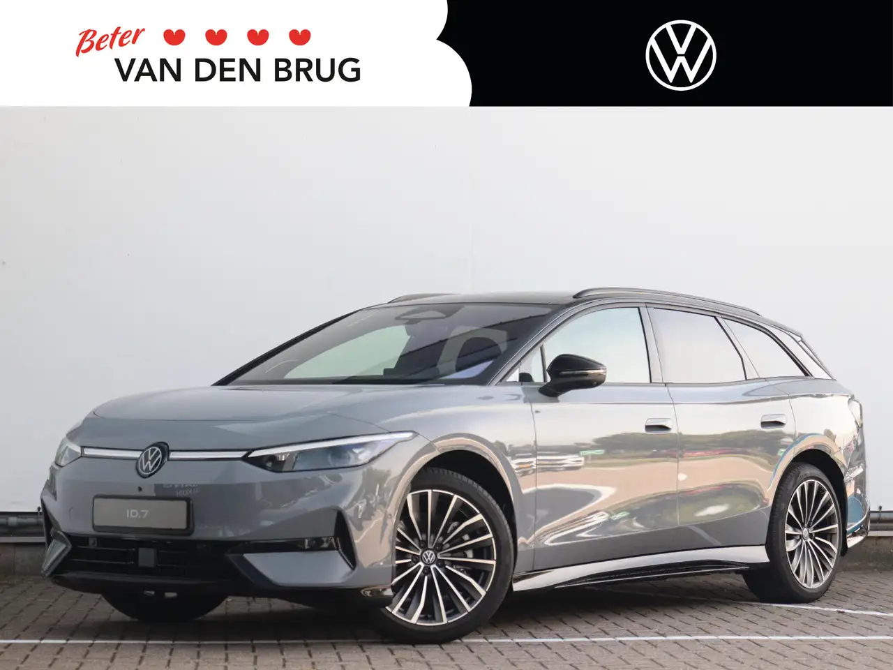 Volkswagen ID.7 Limited Edition Plus 77 kWh accu 286 PK | Trekhaak — photo 1 of 29