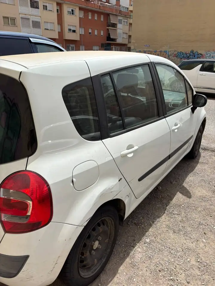 Renault Grand Modus Grand Modus 1.2 Yahoo Yahoo — photo 1 of 5