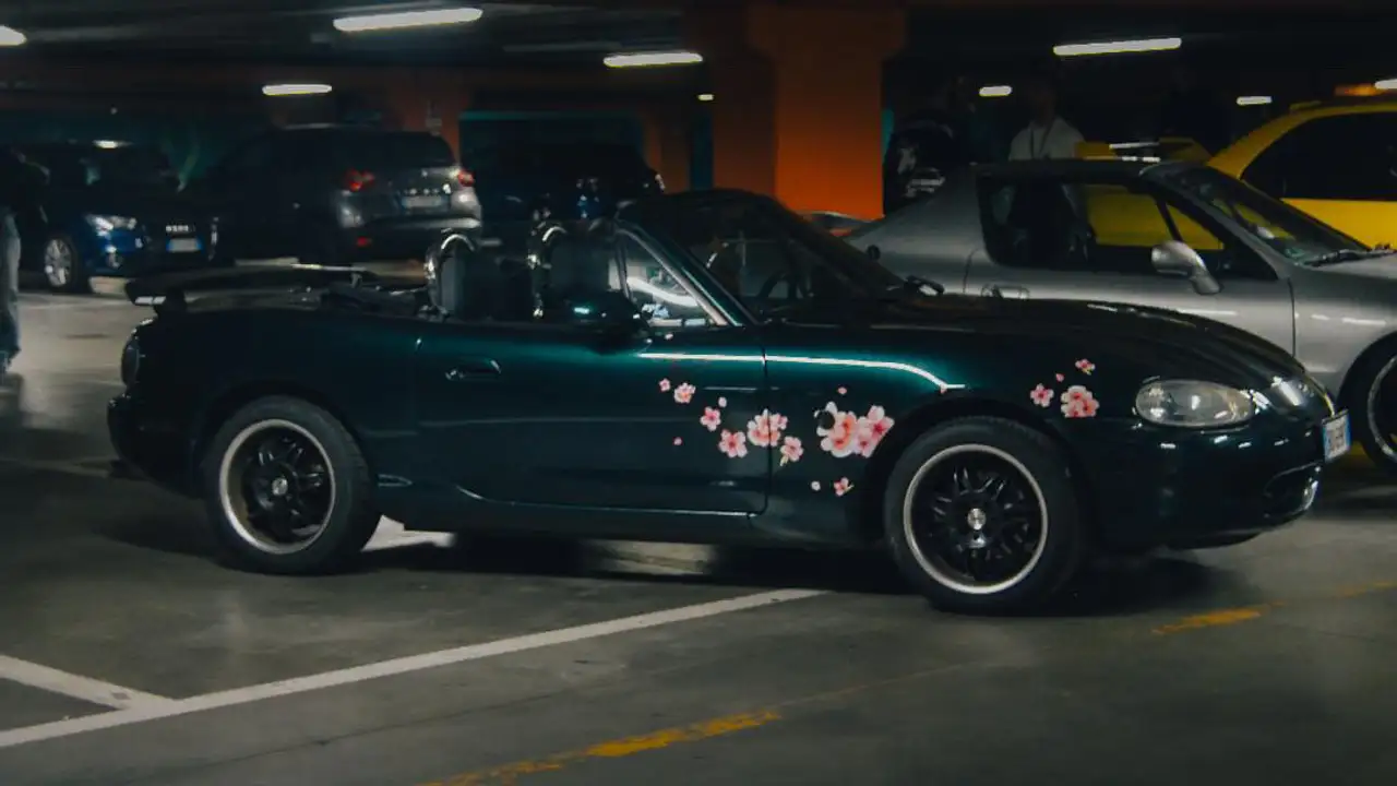 Mazda MX-5 1.6i 16v — photo 1 of 12