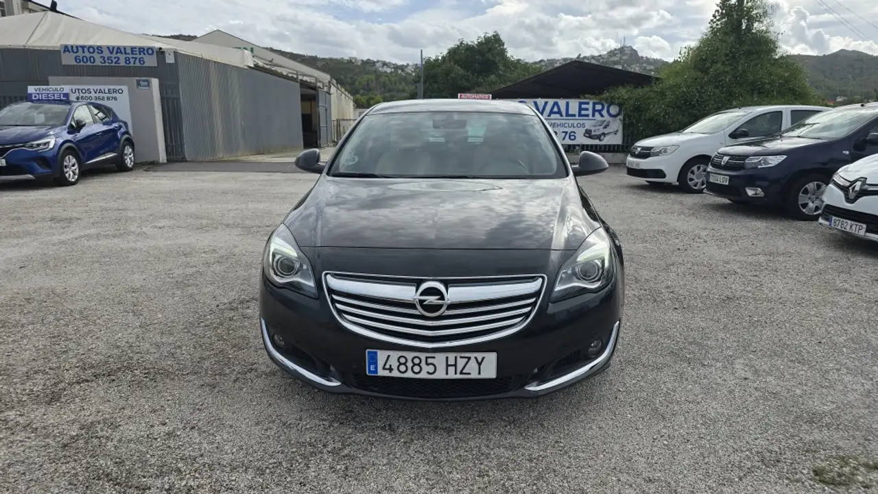 Opel Insignia InsigniaST 2.0CDTI ecoF. S&S Selective 140 — photo 1 of 14