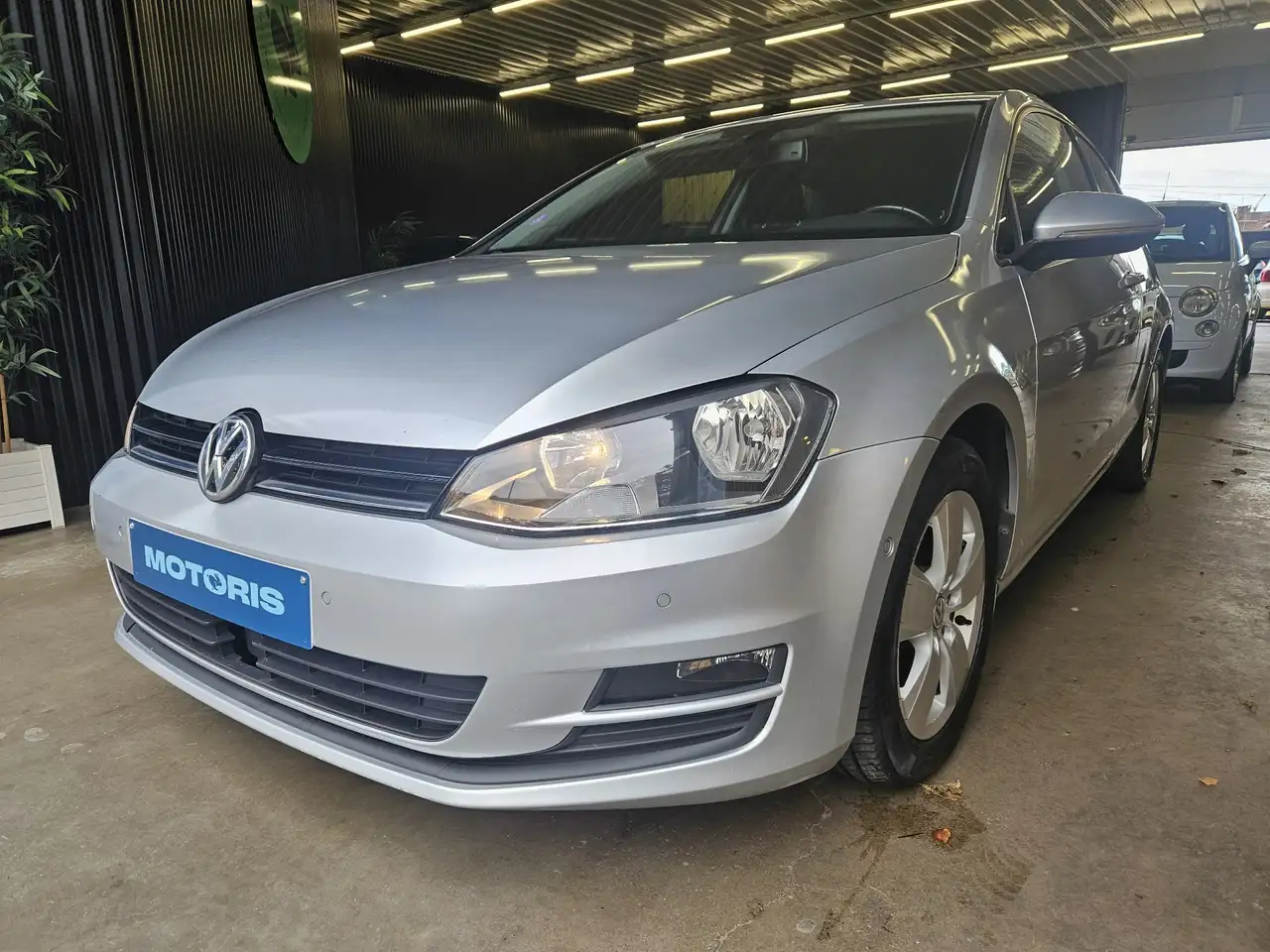 Volkswagen Golf Golf 1.2 TSI Trendline — photo 1 of 14