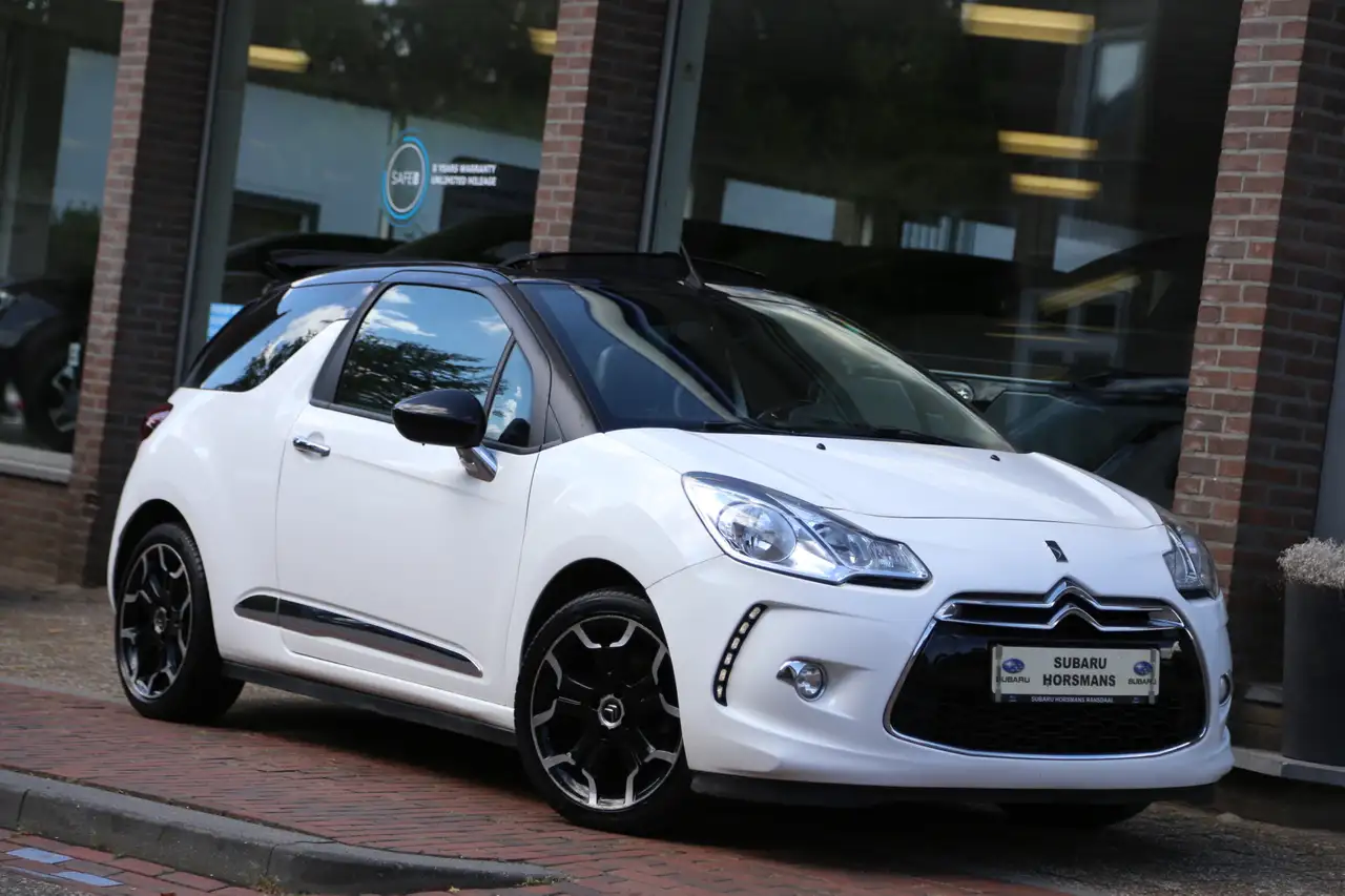 Citroen DS3 Cabrio 1.6 THP Sport Chic Navi — photo 1 of 20