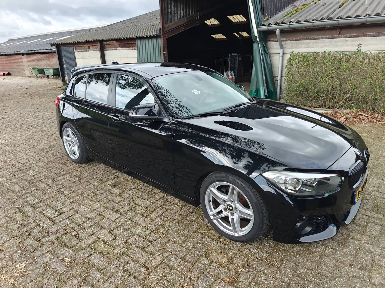 BMW 116 116 116i Executive — photo 1 of 15
