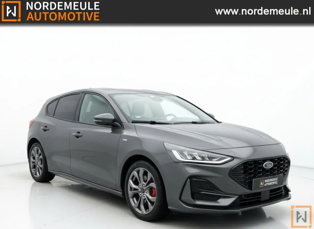 Ford Focus 1.0 EBH ST LINE X, Virtual, Cruise, Camera — photo 1 of 25