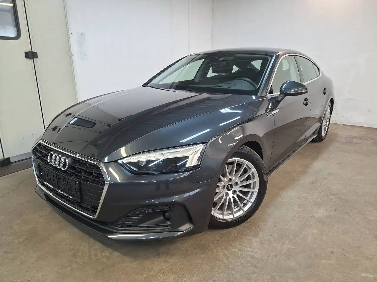 Audi A5 35 TDI S-Tronic, ACC, Matrix — photo 1 of 12