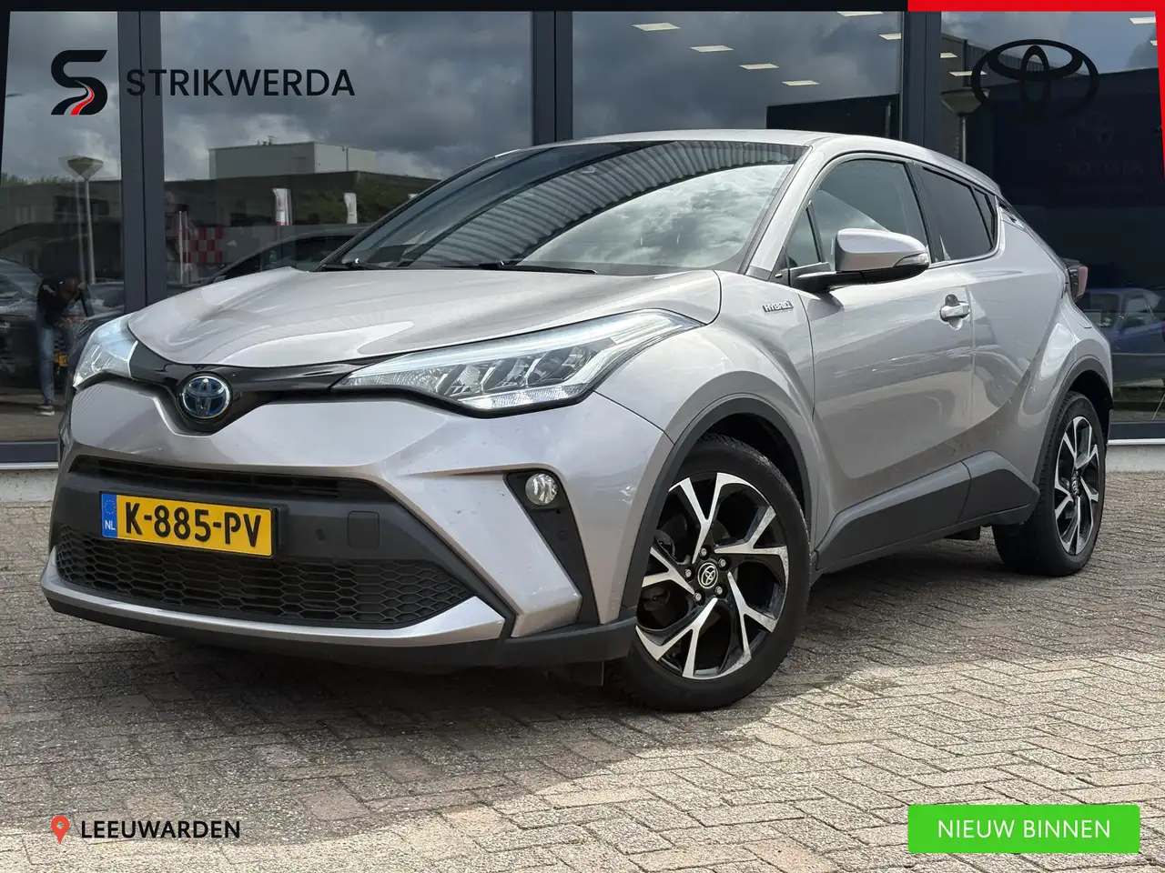 Toyota C-HR 1.8 Hybrid Business Plus Trekhaak — photo 1 of 21