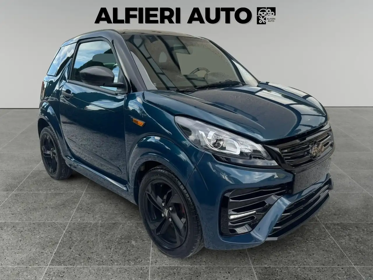 Ligier JS 50 Sport Pack DCI E5 CVT — photo 1 of 15