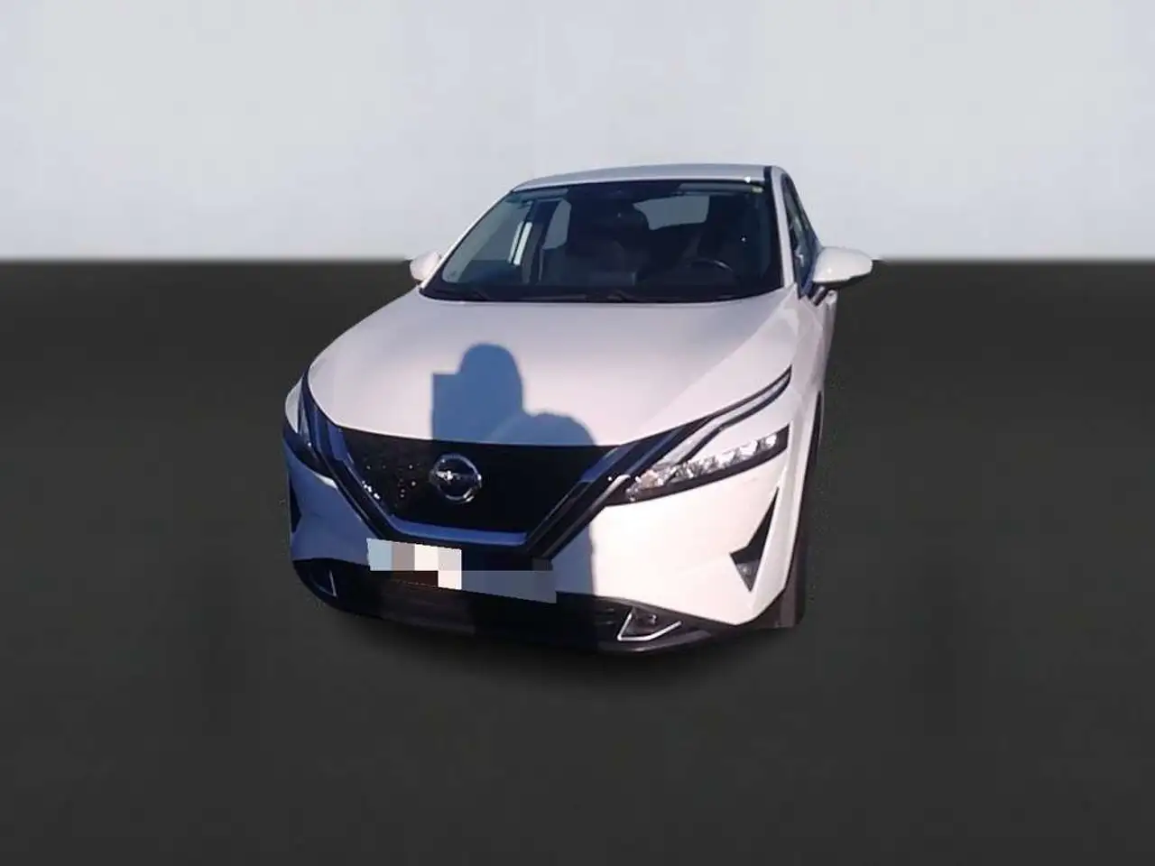 Nissan Qashqai 1.3 DIG-T mHEV 12V Acenta 4x2 103kW — photo 1 of 14