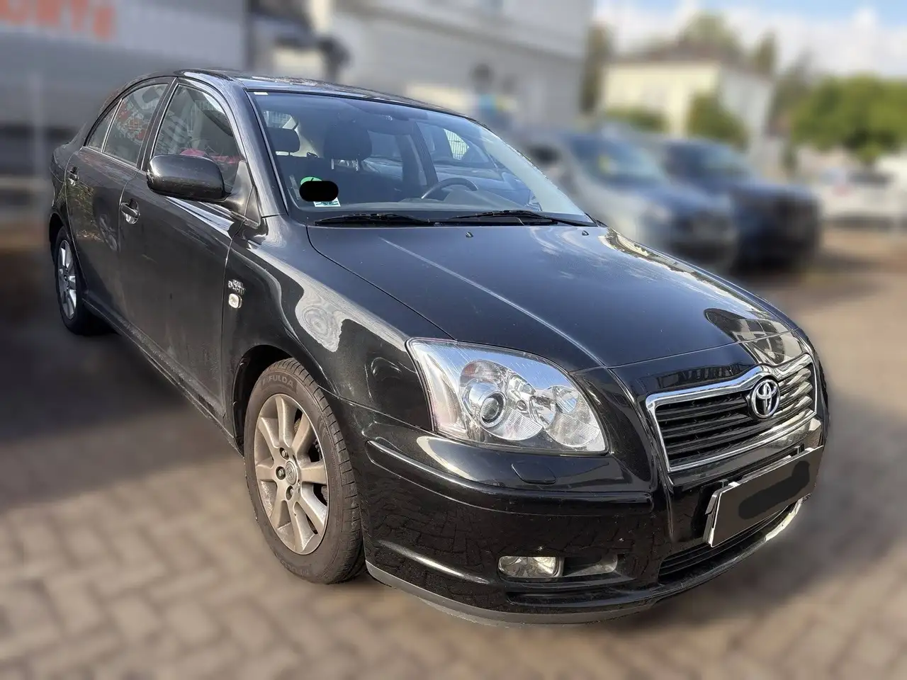 Toyota Avensis 2.2 D-CATLiftback / Executive — photo 1 of 22