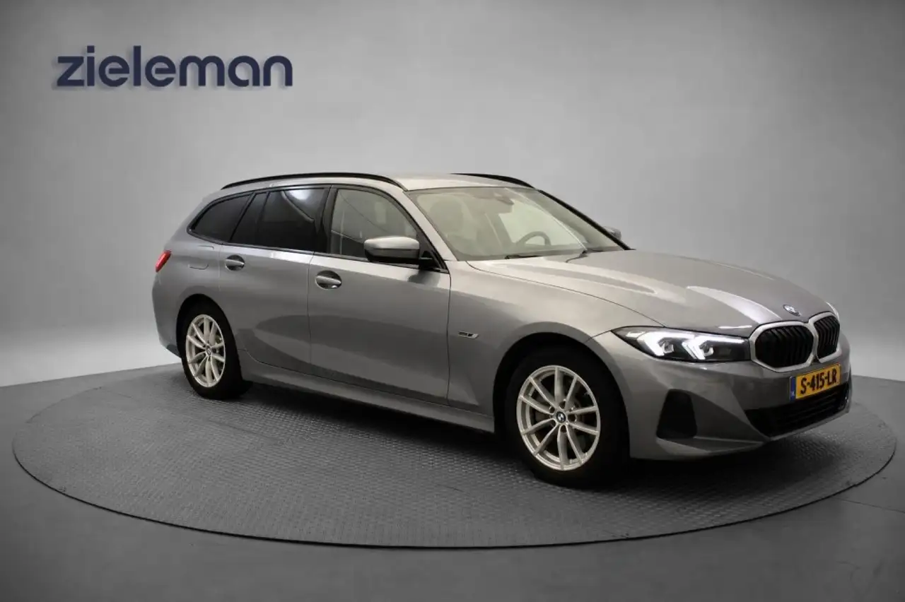 BMW 320 3-serie Touring 320e - Digitaal Cockpit, Carplay, — photo 1 of 40