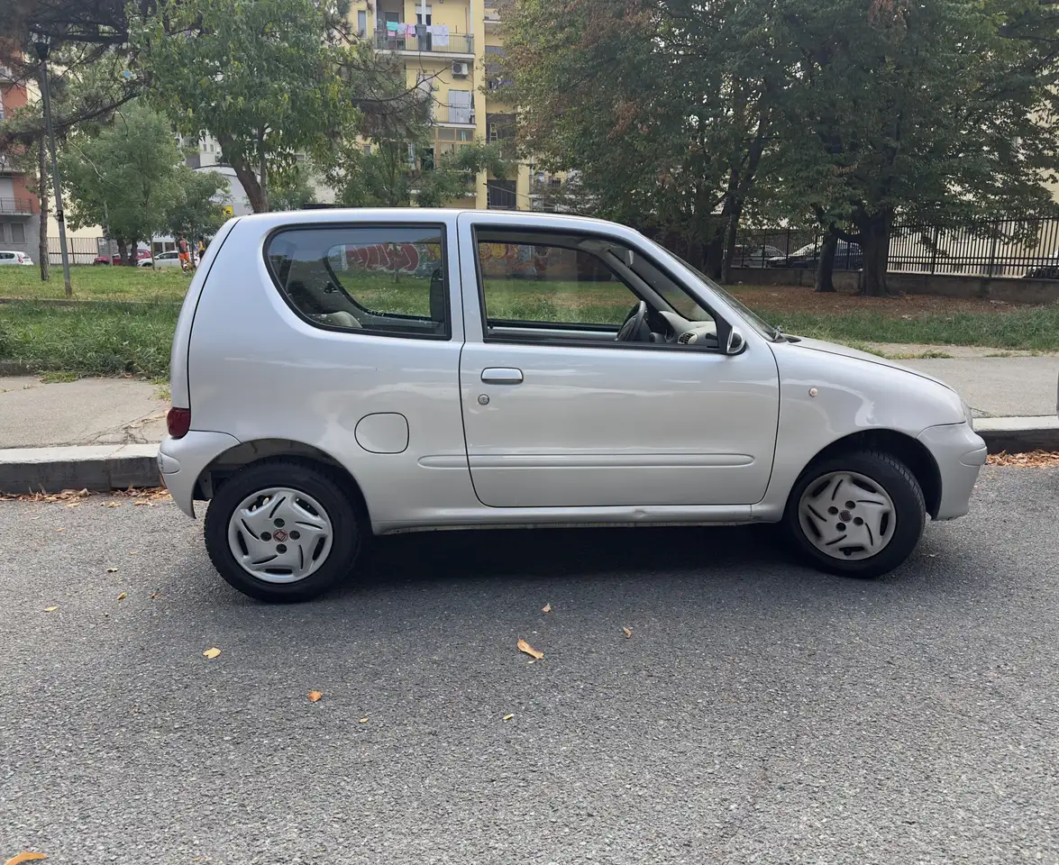Fiat 600 1.1 50th Anniversary — photo 1 of 5