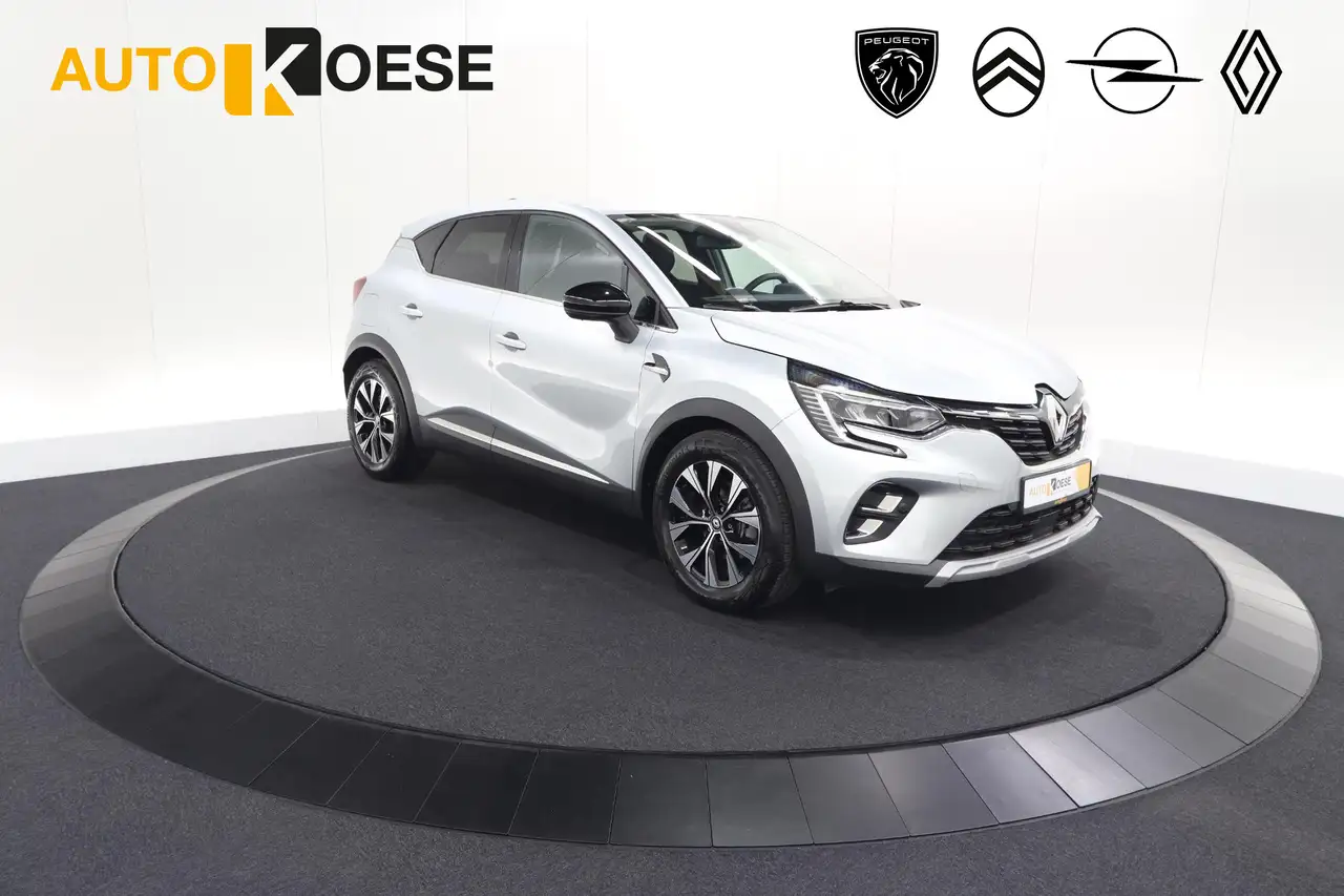 Renault Captur 1.6 E-Tech full hybrid 145 techno | Camera | Parke — photo 1 of 15