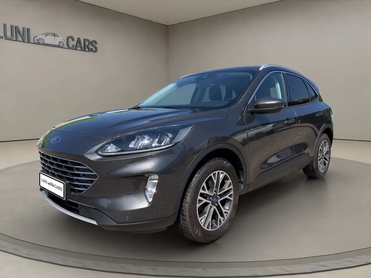 Ford Kuga Titanium 1.5 neues Modell / LED / AHK / Kam — photo 1 of 15