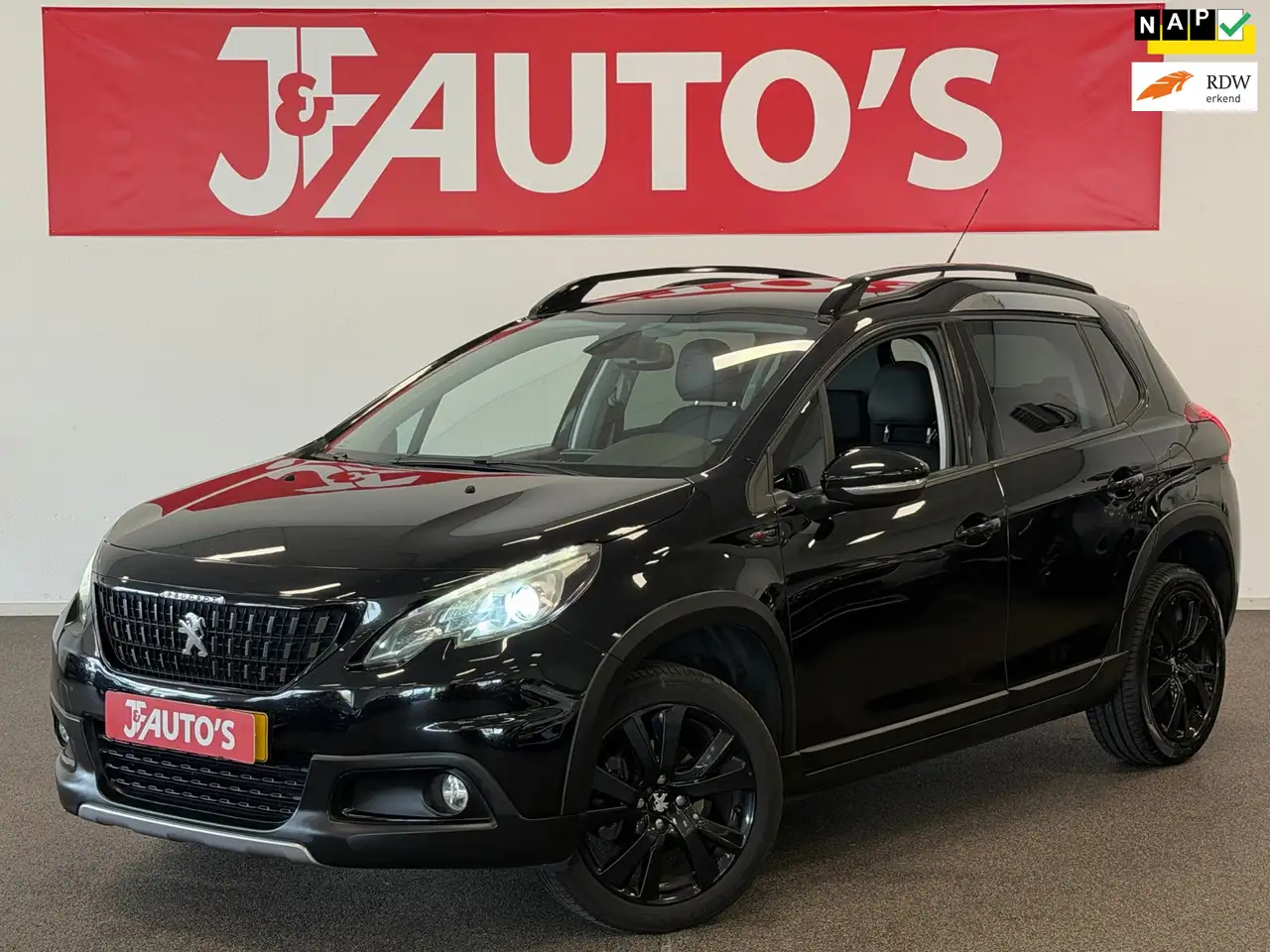 Peugeot 2008 1.2 PureTech GT-Line|NAVI|CAMERA|PANORAMA|CRUISE — photo 1 of 25