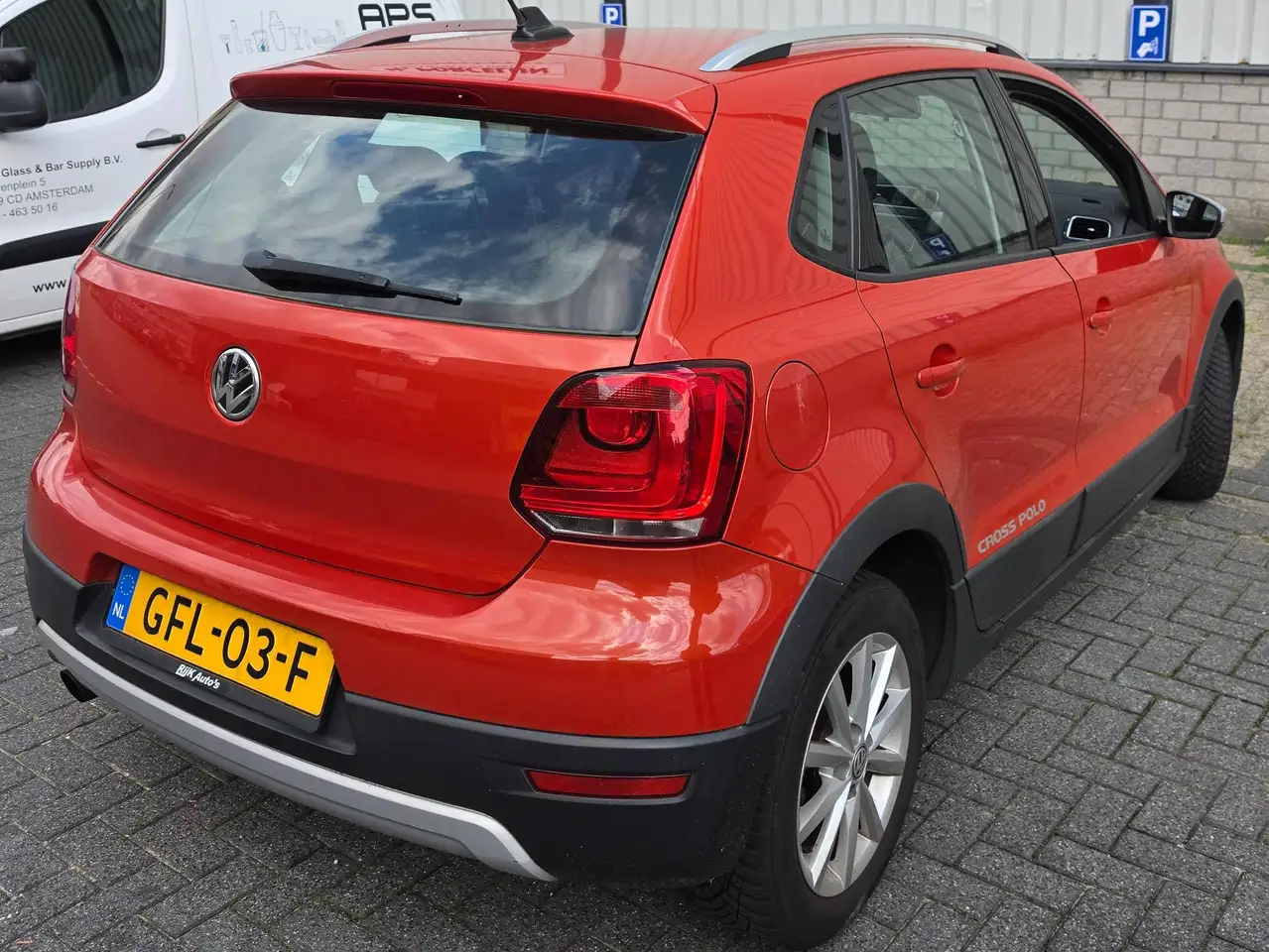 Volkswagen Polo Polo 1.2 TSI Highline — photo 1 of 9