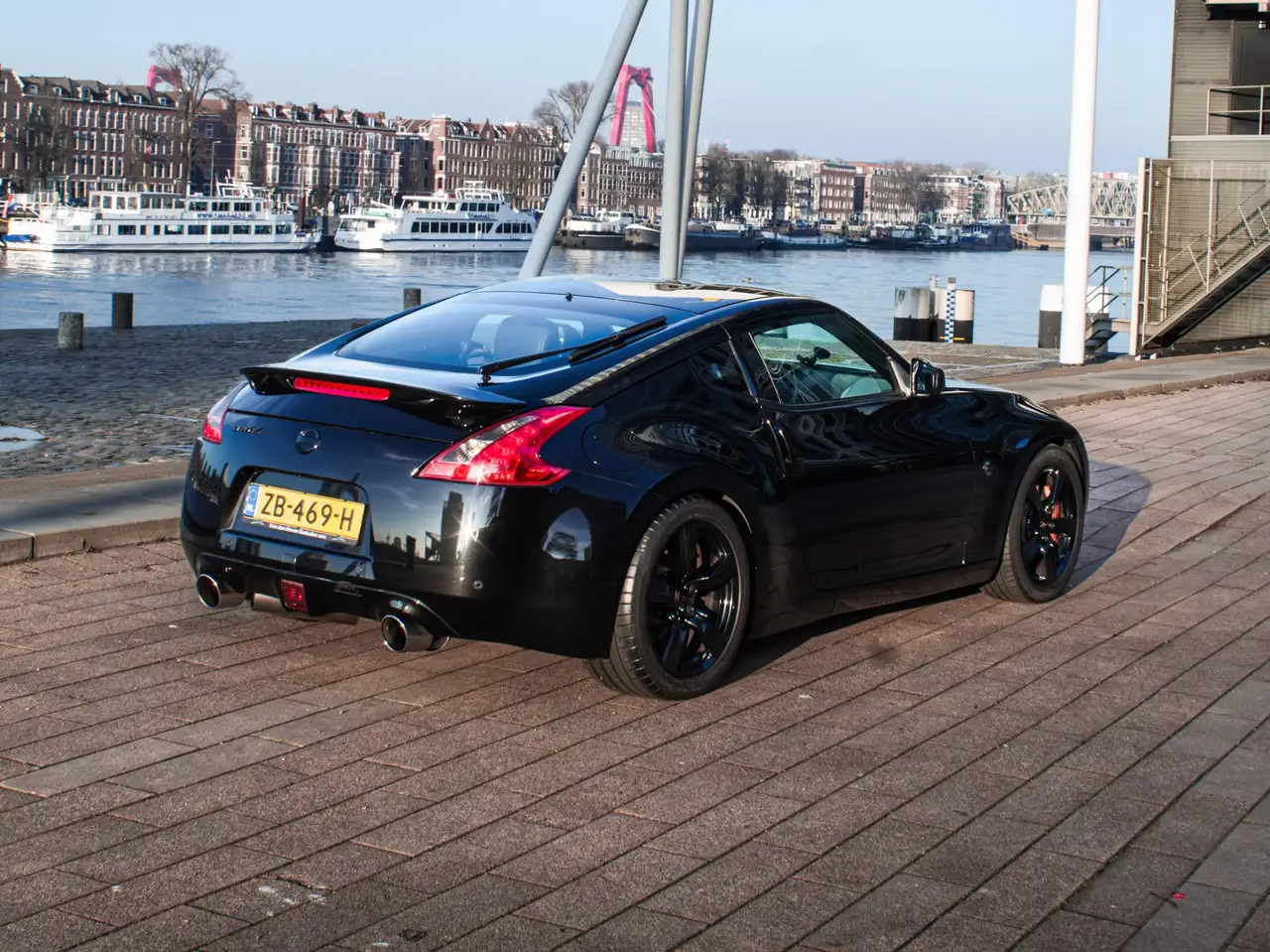 Nissan 370Z 370Z 3.7 V6 GT Edition — photo 1 of 27