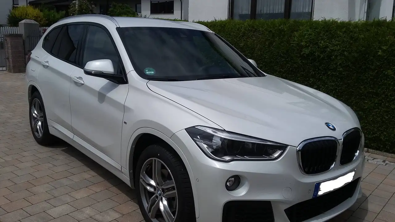 BMW X1 X1 xDrive18d Aut. M Sport — photo 1 of 7