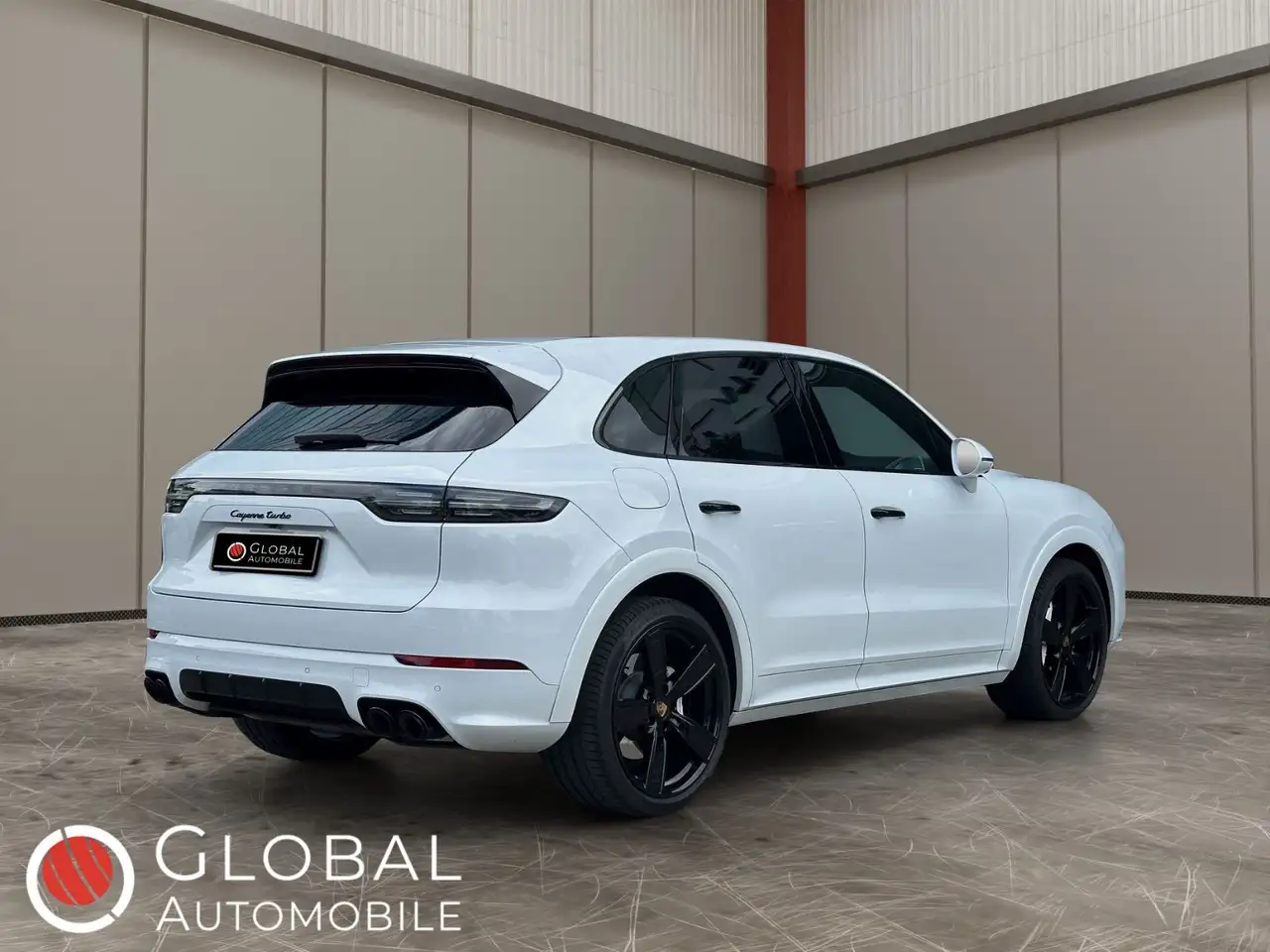 2020 Porsche Cayenne Turbo°PDLS+°CHRONO°360°HUD°LUFT°PANO°, photograph 2