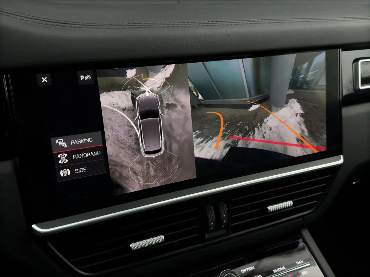 2020 Porsche Cayenne Turbo°PDLS+°CHRONO°360°HUD°LUFT°PANO°, photograph 11