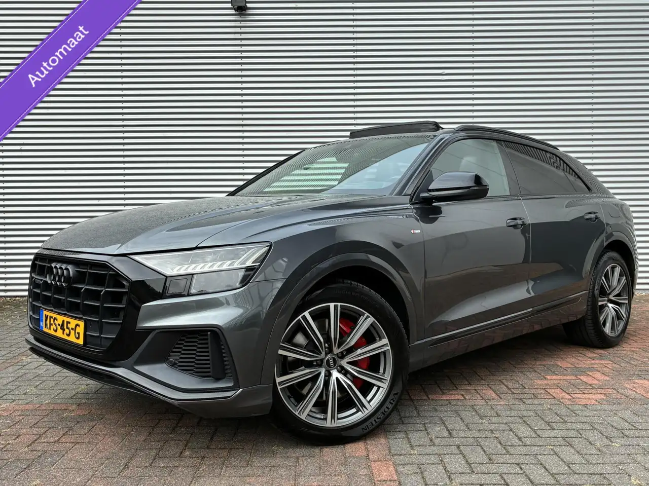 Audi Q8 60 TFSI e quattro Pro Line S Competition Pano Crui — photo 1 of 40
