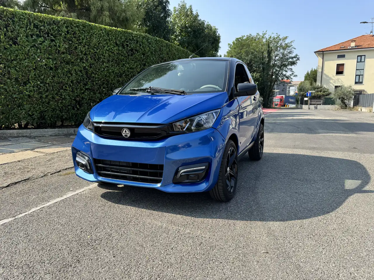 Aixam Sport — photo 1 of 15