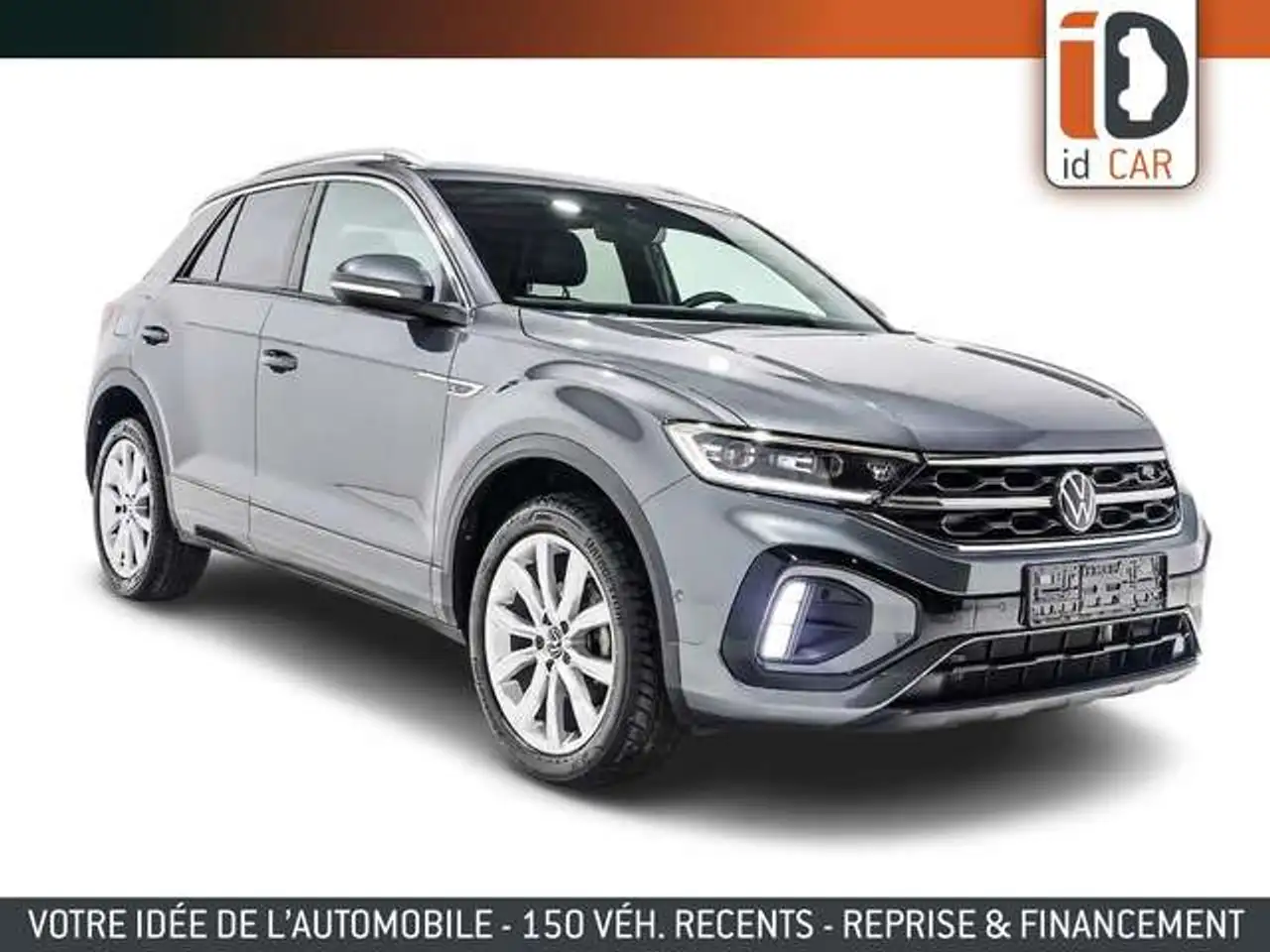 Volkswagen T-Roc 1.5 TSI DSG R-LINE LED ACC CARPLAY CAMERA JA18 — photo 1 of 37