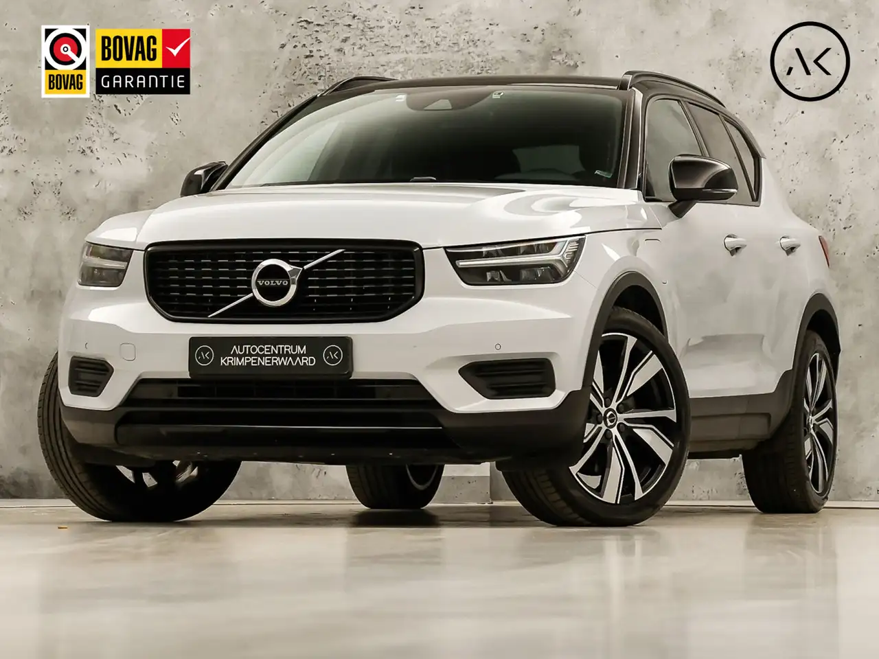Volvo XC40 1.5 T5 Recharge R-Design 252Pk Automaat (APPLE CAR — photo 1 of 40