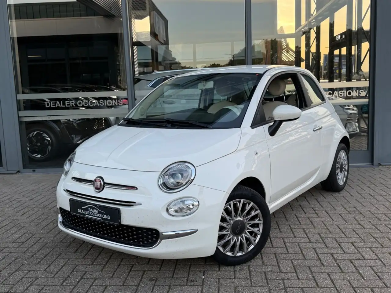 Fiat 500 1.0 HYBRID LOUNGE AIRCO APPLE CARPLAY LMV — photo 1 of 19